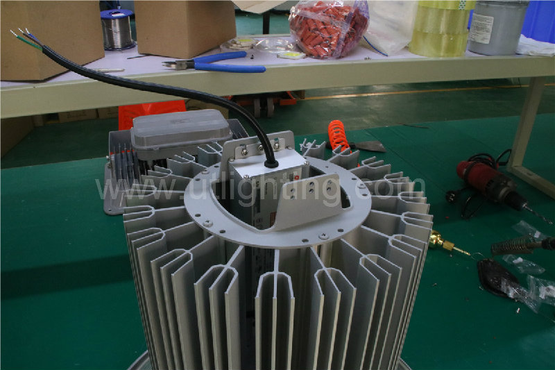 High bay light